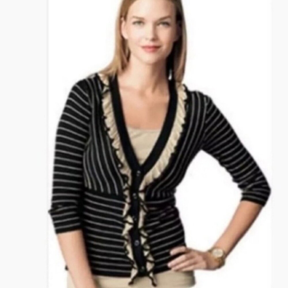 CAbi Sweater SM Ruffle Collar Detail Style 276 Button Front V-Neck Cotton